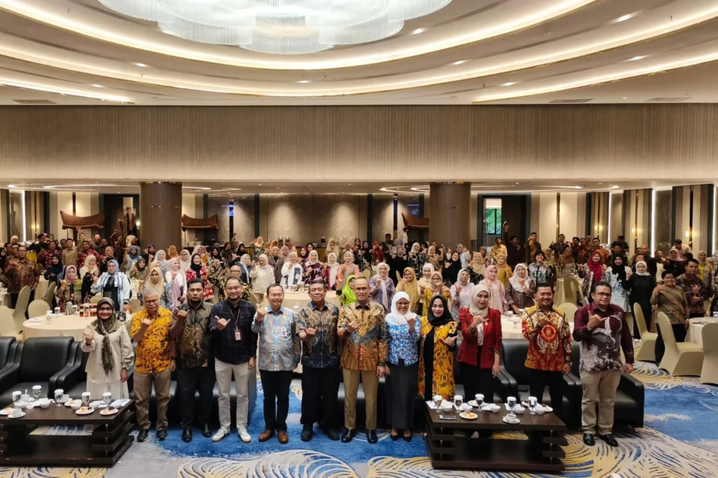 notaris-sumbar-didorong-terapkan-digitalisasi-oleh-kemenkum