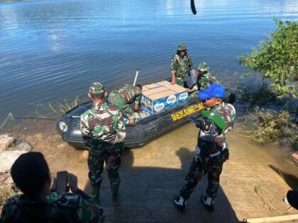 danone-indonesia-salurkan-bantuan,-pulihkan-distribusi-pasca-banjir-sumatra