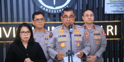 polri-larang-anggota-live-streaming-saat-berdinas