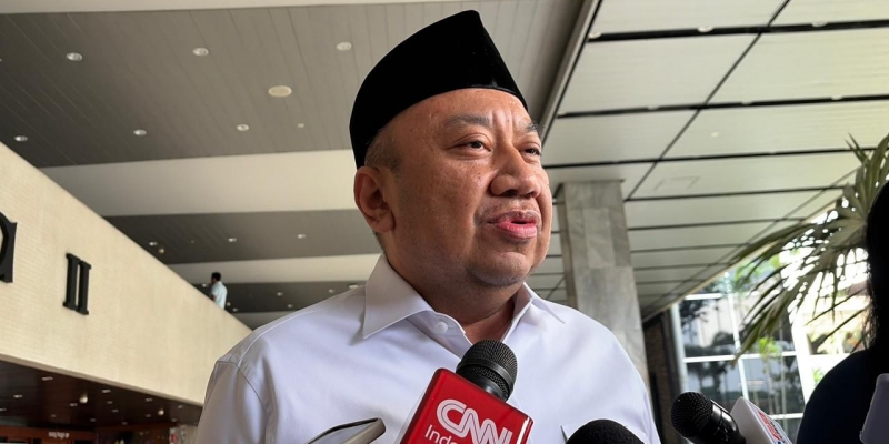dpr-pertanyakan-izin-kampus-kelola-dapur-mbg