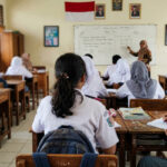 penghapusan-status-guru-honorer-mulai-2027,-cek-poin-poinnya