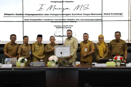 pemko-padang-evaluasi-program-kerja-dan-pelayanan-publik