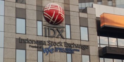 ihsg-terpukul-hebat-di-sesi-siang,-611-saham-masuk-zona-merah