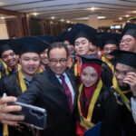 anies-pidato-di-prosesi-wisuda-ugm,-warganet:-keterlaluan-mulyono-nggak-diundang