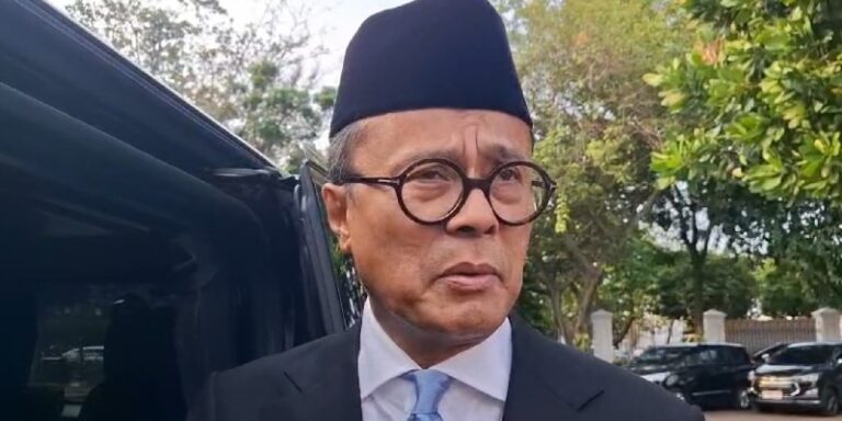 raksasa-telekomunikasi-ini-bakal-dibubarkan-danantara