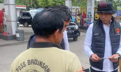 polda-sumbar-bongkar-penimbunan-solar-untuk-tambang-ilegal