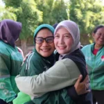 kisah-haru-driver-ojol-perempuan-terima-paket-qurban-dari-laznas-pppa-daarul-qur’an