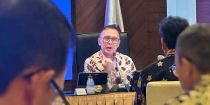 pimpin-rakor-komite-tata-kelola,-komut-pertamina-tekankan-mitigasi-risiko