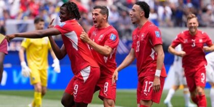 swiss-raih-juara-grup-b-piala-dunia-usai-bungkam-kanada-2-1