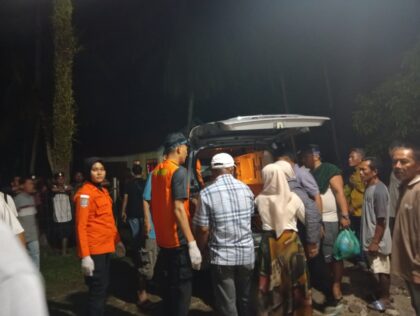 tim-sar-temukan-remaja-hanyut-terseret-ombak-di-pantai-gasan-gadang