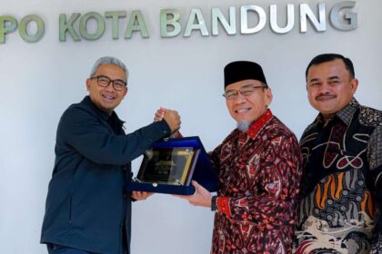 tingkatkan-pad,-pemko-padang-pelajari-sistem-parkir-digital-bandung