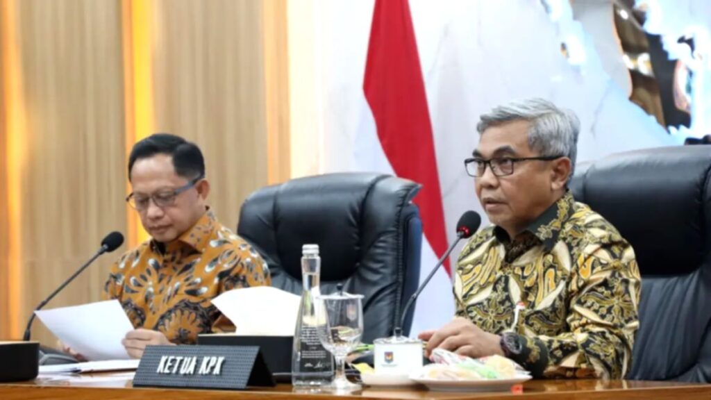 Mendagri dan pimpinan KPK melakukan pertemuan koordinasi untuk membahas strategi pencegahan korupsi di pemerintah daerah.