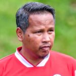 Andri Ramawi saat diperkenalkan sebagai pelatih kepala baru Persipura Jayapura untuk musim 2026/2027