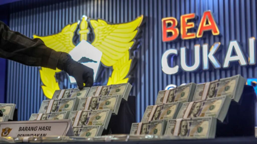 Budiman Bayu Prasojo menjalani sidang perdana kasus dugaan gratifikasi di Pengadilan Tipikor Jakarta Pusat.