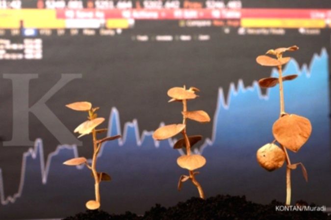 Layar ponsel menampilkan grafik pergerakan harga saham perusahaan teknologi global untuk investasi