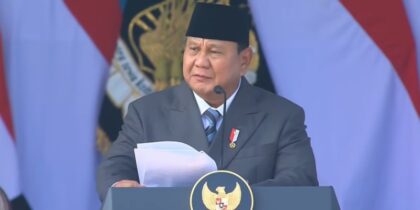prabowo-minta-polri-terus-perbaiki-diri,-jangan-sombong!