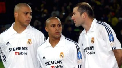 Roberto Carlos saat menghadiri sebuah diskusi eksklusif mengenai dunia sepak bola