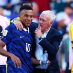 Para pemain tim nasional Prancis berlatih di lapangan hijau menjelang laga perebutan tempat ketiga Piala Dunia 2026.