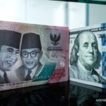 Grafik pergerakan mata uang rupiah yang melemah terhadap dolar Amerika Serikat di pasar spot.