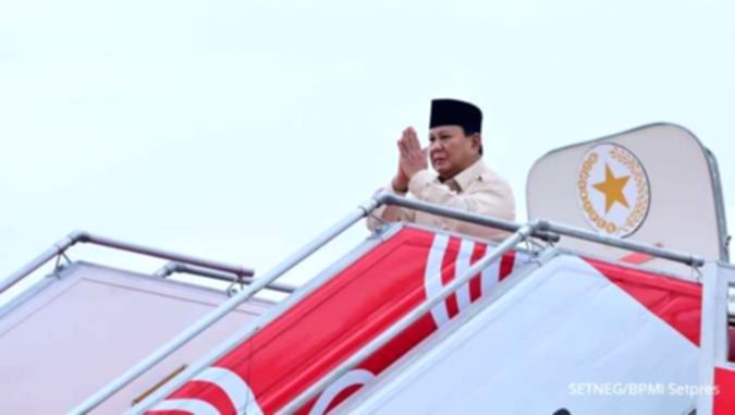 Presiden Prabowo Subianto meninjau lokasi terdampak gempa bumi di Nusa Tenggara Timur.