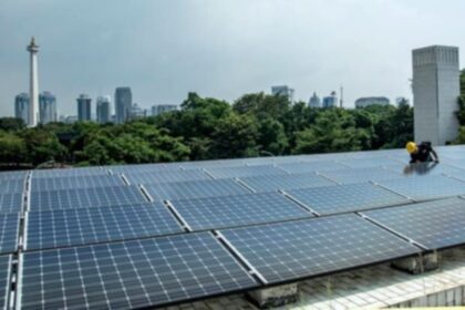 Utusan Khusus Perubahan Iklim Cina, Liu Zhenmin, berbicara di Indonesia Net Zero Summit 2026 di Jakarta.
