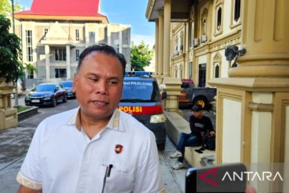 Polda Jambi menetapkan 10 tersangka kasus pembakaran hutan dan lahan seluas 17,25 hektare.