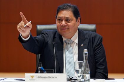 Menko Perekonomian Airlangga Hartarto menerima kunjungan delegasi tingkat tinggi dari Uruguai di Jakarta.