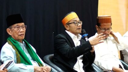 Abdussalam Shohib atau Gus Salam saat menyampaikan pandangan mengenai potensi wisata halal di NTB