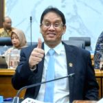 Menteri Keuangan Purbaya Yudhi Sadewa memberikan keterangan pers terkait setoran laba Danantara di Jakarta.