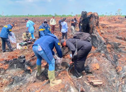 Polda Riau melakukan olah TKP penyelidikan kebakaran lahan di area PT TKWL, Bengkalis.