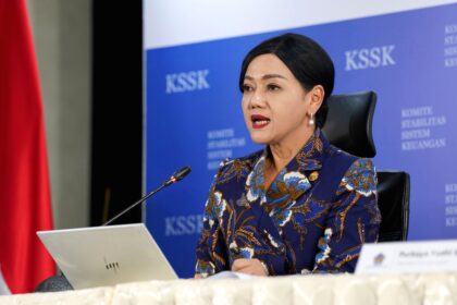 Gedung kantor Otoritas Jasa Keuangan (OJK) di Jakarta sebagai regulator sektor jasa keuangan
