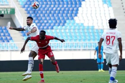 Para pemain Arema FC merayakan kemenangan 2-0 atas Deltras FC di Stadion Kanjuruhan.