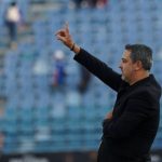 Pemain Arema FC saat bertanding di lapangan hijau dalam laga uji coba melawan Deltras FC.