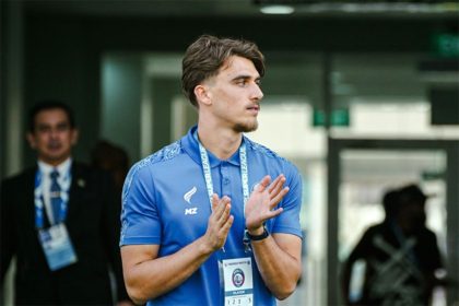 Mauro Zijlstra saat mengikuti sesi latihan bersama Arema FC setelah pulih dari cedera.