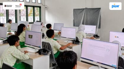 Tampilan antarmuka platform digital PIJAR yang digunakan untuk kegiatan belajar mengajar di sekolah.