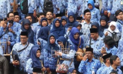 Ketua FOKAPPKRI Renny menyampaikan aspirasi terkait ketidakpastian status kepegawaian PPPK non-guru.