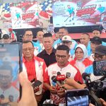 Atlet hockey indoor bertanding dalam Kejurnas 2026 di GOR Nambo Jaya Sport Centre, Tangerang.