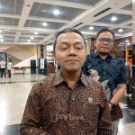 Suahasil Nazara saat menjalani prosesi pelantikan sebagai Menteri Keuangan di Jakarta