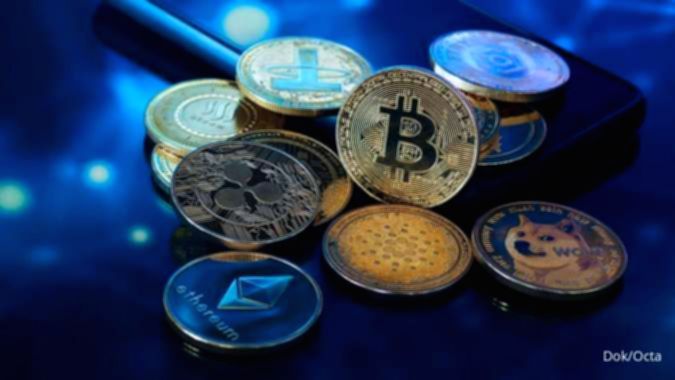Grafik perbandingan rasio posisi long dan short antara Ethereum dan Bitcoin di pasar derivatif global.