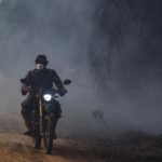 Petugas memantau titik api kebakaran hutan dan lahan sebagai bagian dari upaya mitigasi pemerintah Indonesia
