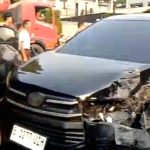 Olah tempat kejadian perkara kecelakaan beruntun yang melibatkan empat kendaraan di Kembangan, Jakarta Barat