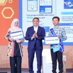 Direktur Finance & Strategy BRI, Achmad Royadi, berbicara mengenai pentingnya literasi keuangan bagi generasi muda.
