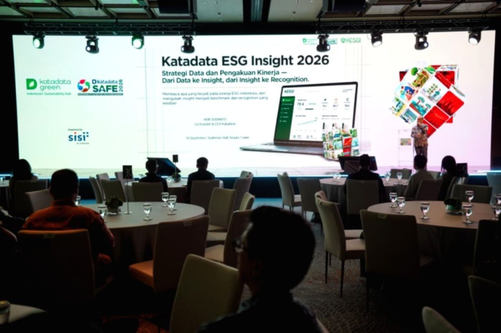 Suasana penganugerahan KESGI Award 2026 bagi perusahaan dengan kinerja ESG terbaik di Sudirman Hall, Jakarta.