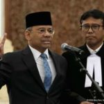 Prabowo Subianto saat melantik Suahasil Nazara sebagai Menteri Keuangan di Jakarta