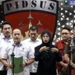 Kepala Pusat Penerangan Hukum Kejagung, Anang Supriatna, saat memberikan keterangan pers di Jakarta.
