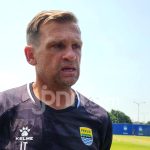 Pelatih Persib Bandung Igor Tolic memimpin sesi latihan tim sebagai persiapan menghadapi Persija Jakarta.