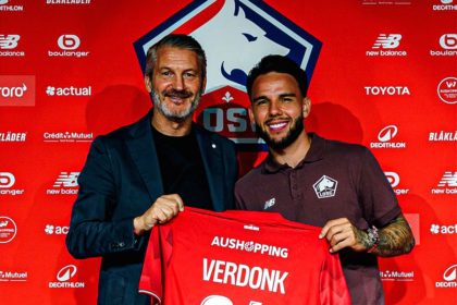 Calvin Verdonk duduk di bangku cadangan saat pertandingan Lille melawan Real Betis di Liga Champions 2026/27.