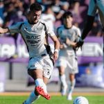 Rafael Struick melakukan selebrasi usai mencetak gol kemenangan bagi Dewa United ke gawang Persik Kediri.