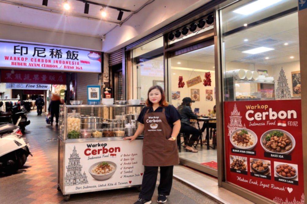Tati Purwanti, mantan PMI di Taiwan yang sukses merintis bisnis kuliner tradisional Bubur Cirebon
