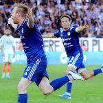 Adrian Purzycki saat bertanding membela PSIM Yogyakarta di lapangan hijau.